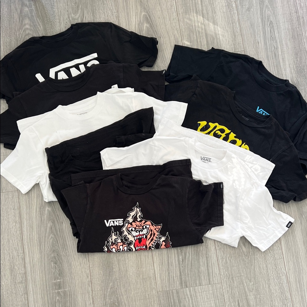 8 Vans Kids Graphic Tees in Black, White, and Yellow